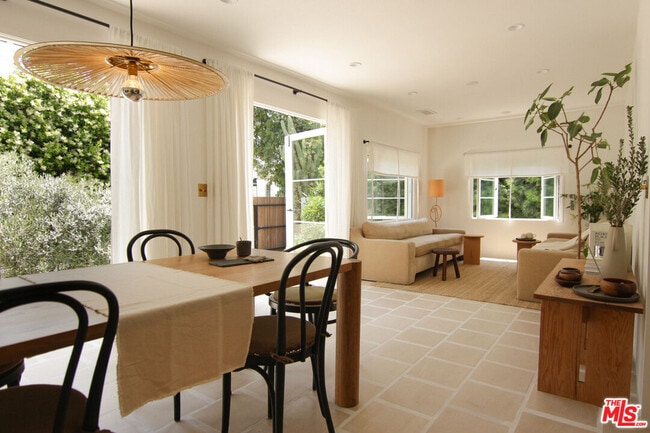 Building Photo - 349 Stowe Terrace