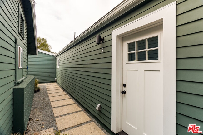 Photo - 126 Franklin Ct