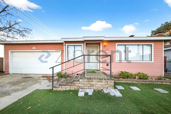 Photo - 1858 Park Cir Dr