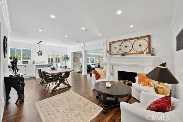 Photo - 20852 Kittridge St