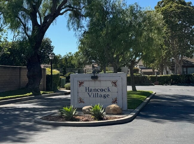 Building Photo - 1212 Jamie Loop Unit Hancock Village