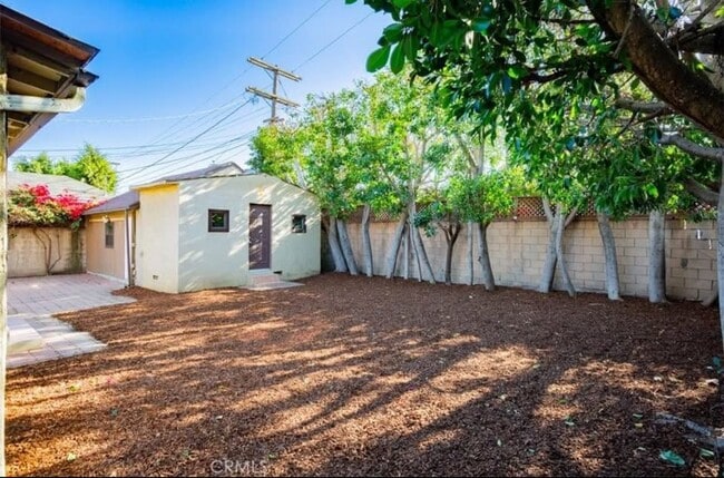 Photo - 8960 Helms Pl