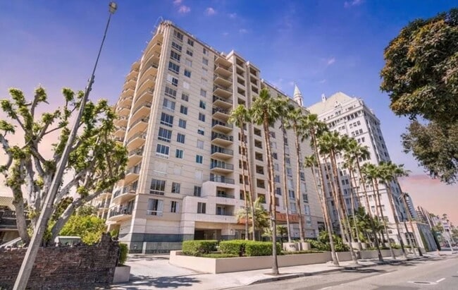 2-Bedroom, 2-Bathroom Home in Prime Long B... - 2-Bedroom, 2-Bathroom Home in Prime Long B...