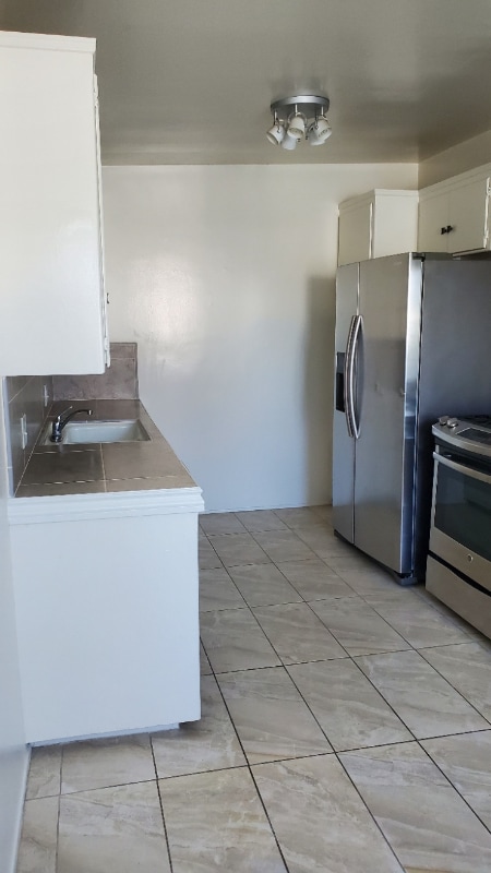 Photo - 1150 Manhattan Beach Blvd Unit 6