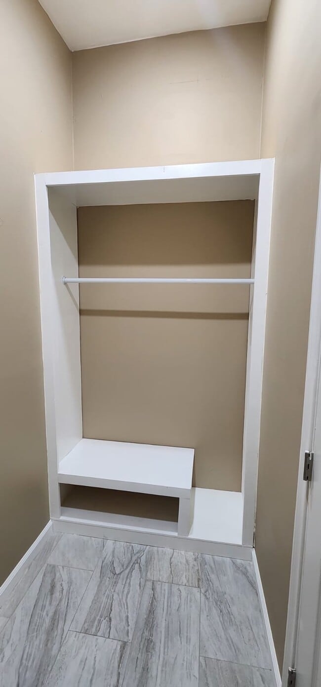 Photo - 1087 Monserate Ave