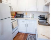 Photo - Parkway Plaza Apartments