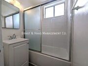 Photo - 1006 E 32nd St Unit D