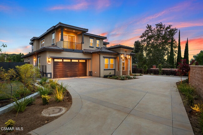 Photo - 295 Toyon Ct