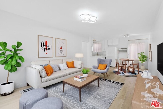 Photo - 6640 Woodman Ave Apartment Unit 2