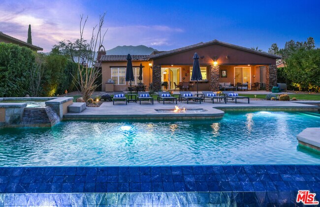 Photo - 98 Via Santo Tomas Dr