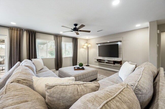 Photo - 84131 Azzura Way