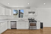 Photo - 6712 Cedros Ave House