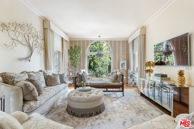 Photo - 175 W Channel Rd