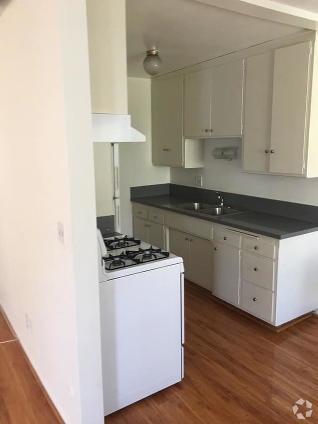 Building Photo - 529 S Madison Ave Unit 11 Rental