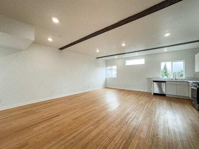 Photo - Tremont Three Unit #2