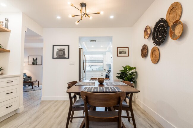 Photo - 2415 Los Patos Dr