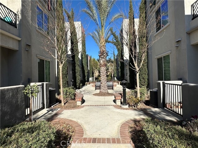 Photo - 106 Eureka Pl