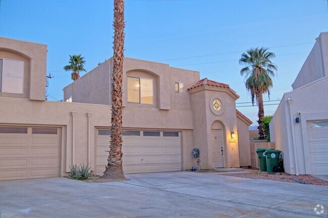 Building Photo - 73969 Olive Ct Rental