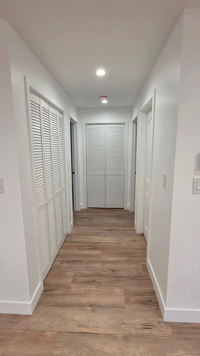 Photo - 805 W Glenoaks Blvd Unit 805 A and B