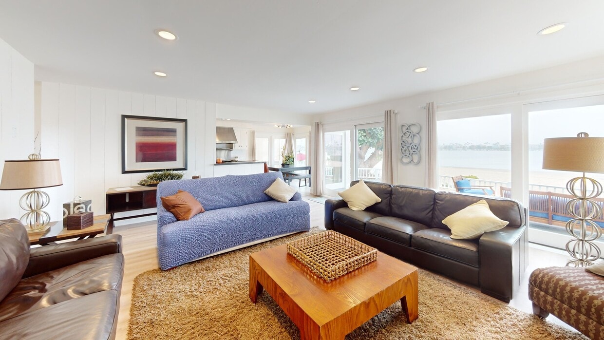 3D Tour - 6819 E Ocean Blvd