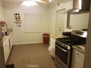 Photo - 1047 N Bender Ave