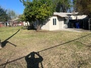 Photo - 907 W 27th St Unit B