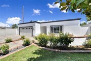 Photo - 1015 E Walnut Ave