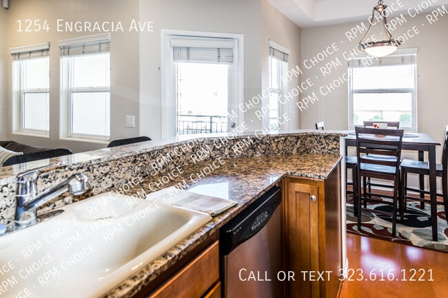 Photo - 1254 Engracia Ave