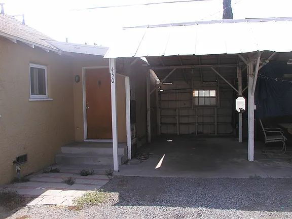 Photo - 450 W Main St