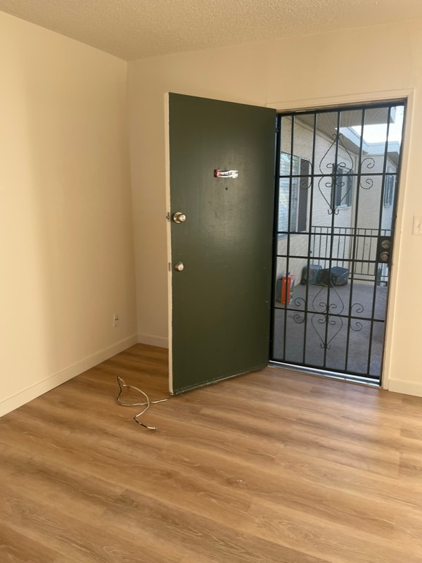 Photo - 3855 38th St