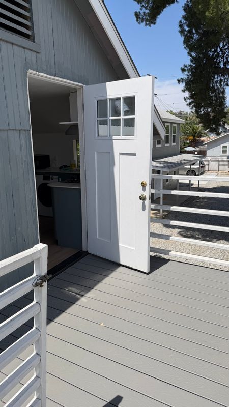 Photo - 301 W 1st St