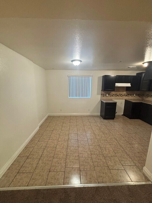 Photo - 8848 Orchard Ave