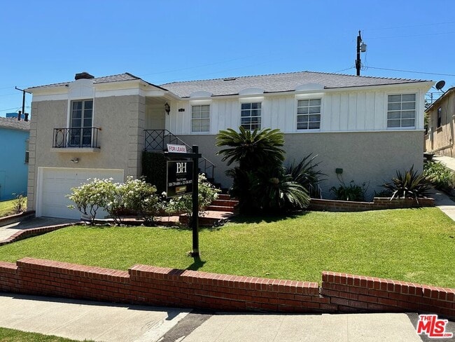 Photo - 5039 Inadale Ave House