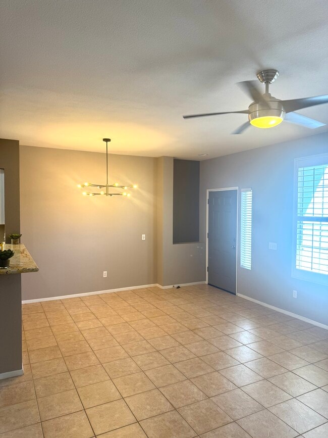 Photo - 1331 Statice Ct