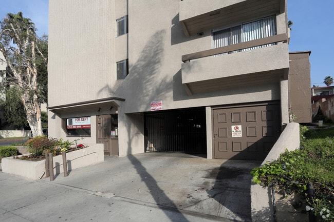 Photo - Hobart Apartments