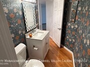 Photo - 4415 Saugus Ave