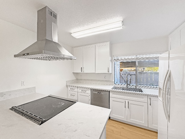 Photo - 4360 Vision Dr