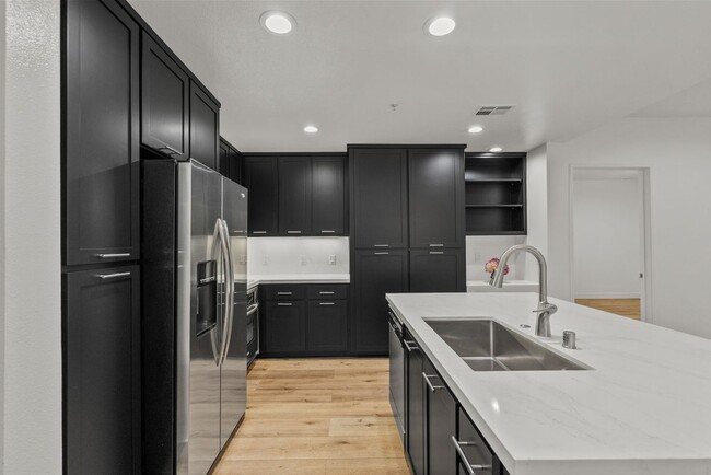 Photo - 21301 Erwin St Unit 206