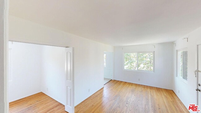 Photo - 110 S Rampart Blvd Unit 8