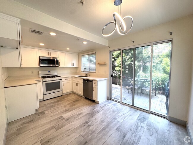 Building Photo - 456 Shatto Pl Unit 7 Rental