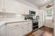 Photo - Spacious 3-Bedroom Townhouse in Burgundy H... Unit 2