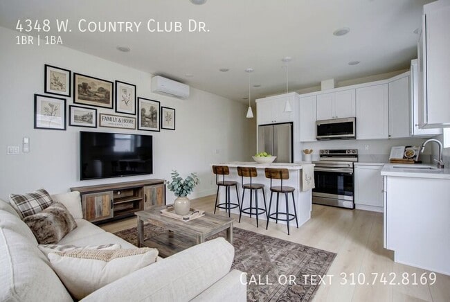 Building Photo - 4348 Country Club Dr