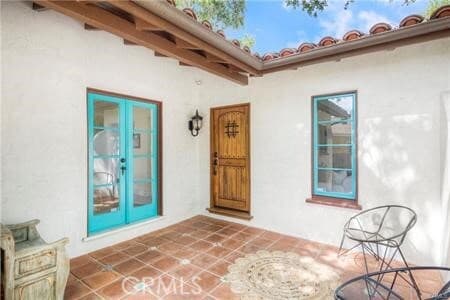 Photo - 100 W Tremont St