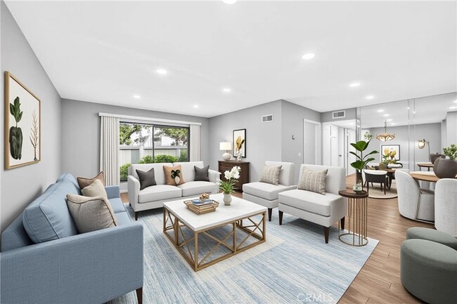 Photo - 13602 La Jolla Cir Unit B