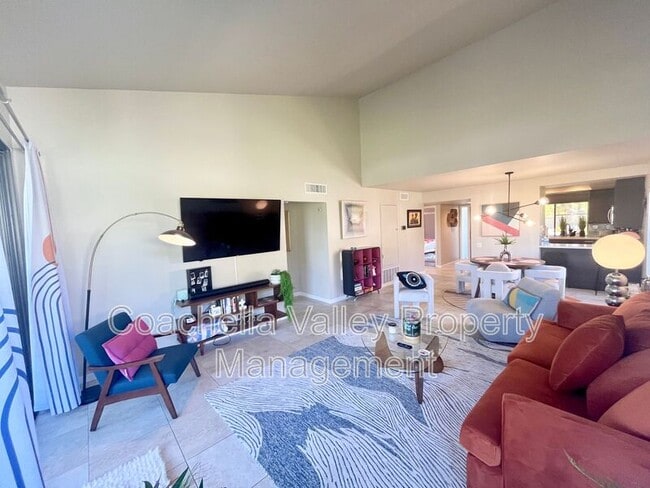 Photo - 1310 Campeon Cir