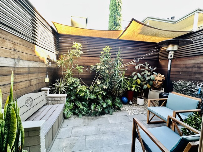 Building Photo - 3774 33rd St