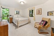 Photo - 725 Ashley Rd