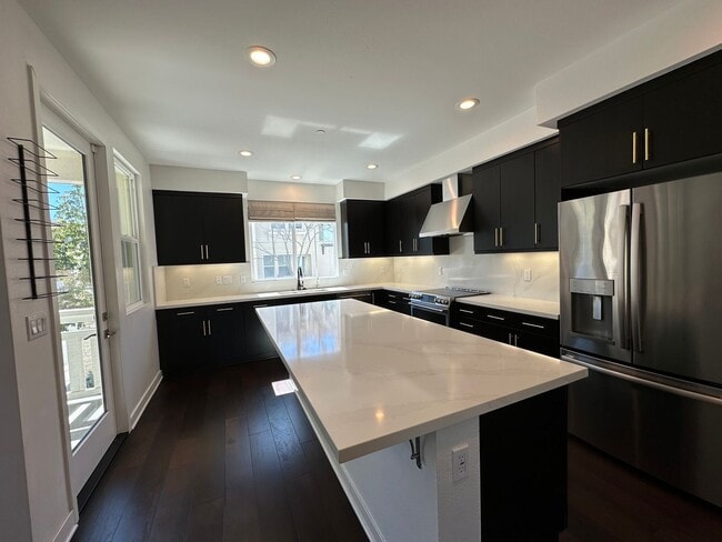 Photo - Winslow Complex Gem Unit 105