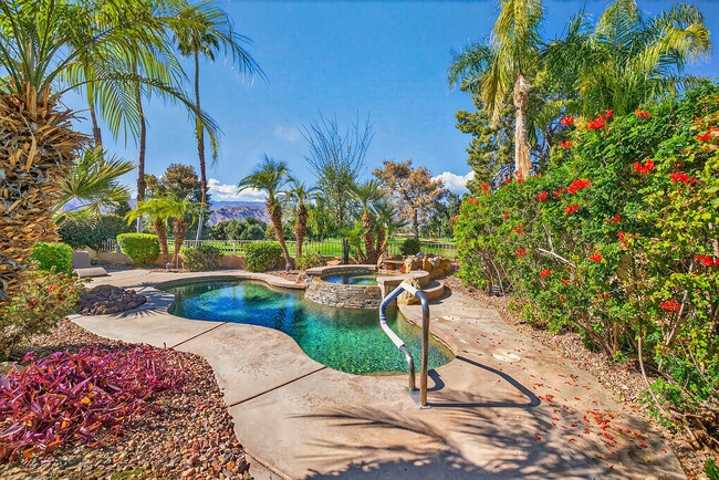 Photo - 128 Kavenish Dr