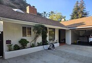 Photo - 1481 Benedict Canyon Dr House